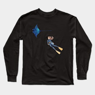 diver observes a stingray, minimalistic graphics for diving addict Long Sleeve T-Shirt